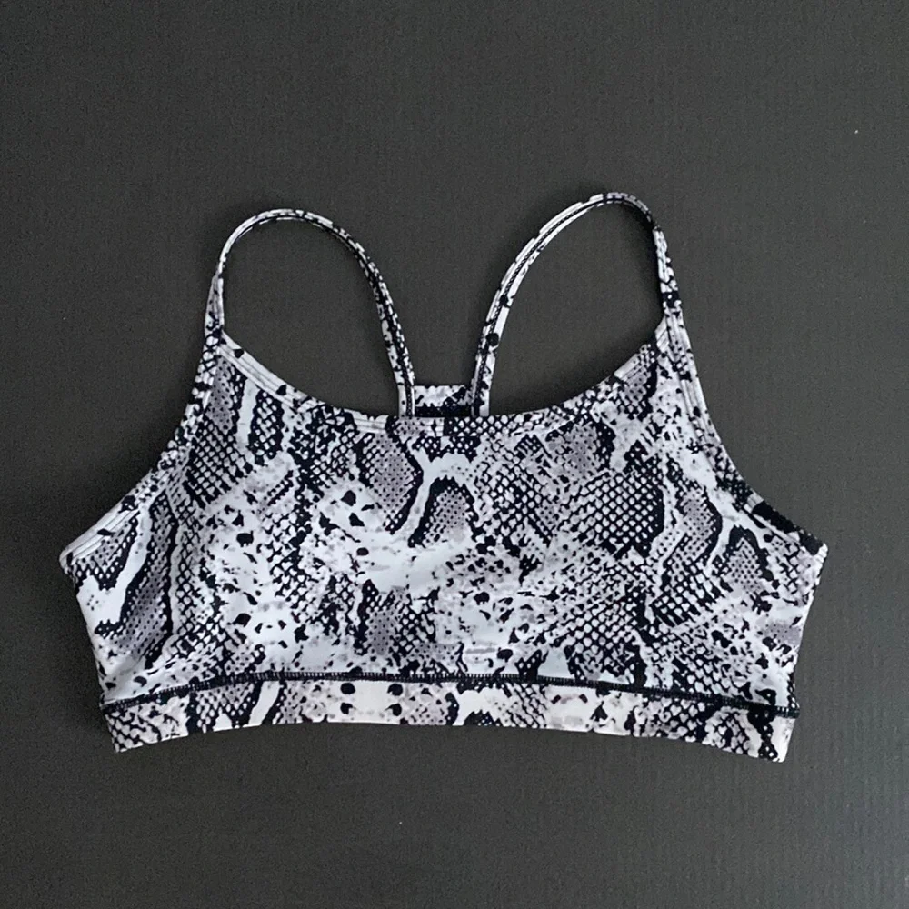 HPE human performance engineering Small Sports Bra, snake print with mesh - Picture 1 of 5